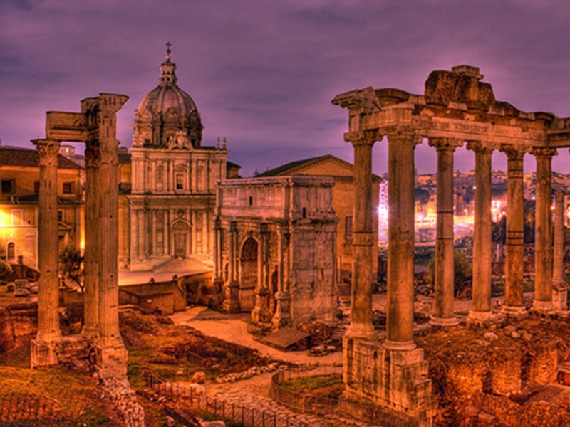 Многочисленные города на обширных просторах Римской империи создавались во одному плану: две крестообразно пересекающиеся