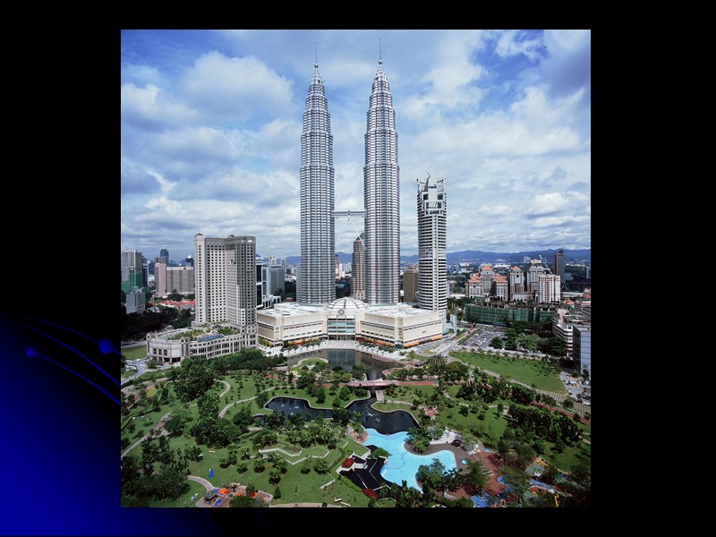 БУРДЖ АЛЬ-АРАБ Дубай (ОАЭ). Проект У.С. Аткинза Высота 321 м. Материалы: сталь и стекло.