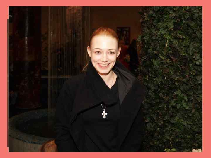  • Oksana a acquis une renommée internationale après avoir travaillé dans le film