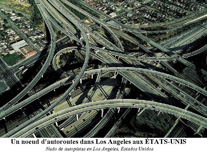 Un noeud d'autoroutes dans Los Angeles aux ÉTATS-UNIS Nudo de autopistas en Los Angeles,