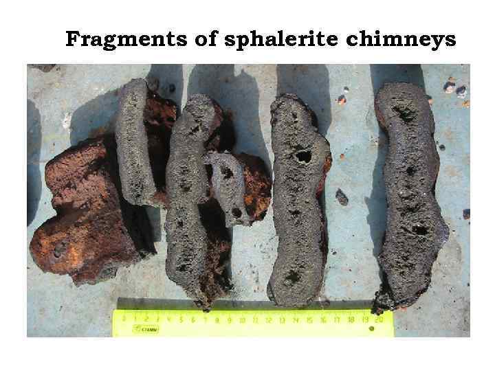 Fragments of sphalerite chimneys 