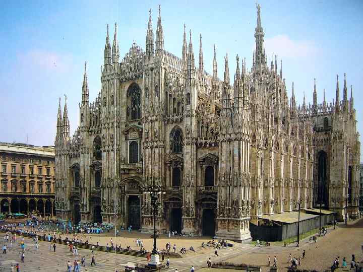  Готика (от греч. γοτθικο) — период в развитии средневекового искусства на территории Западной,