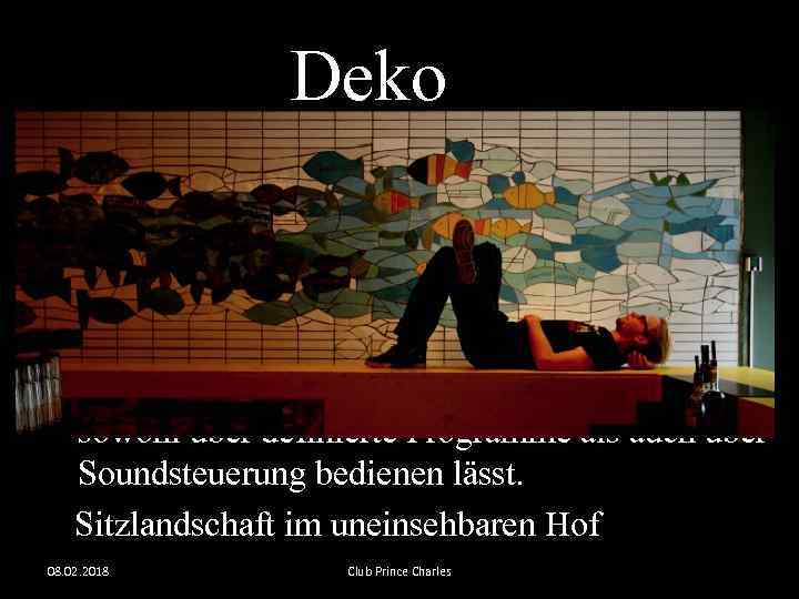 Deko Es dominiert die Kachel, mal bemalt, mal im solitären Taubenblau. Die Bar ist