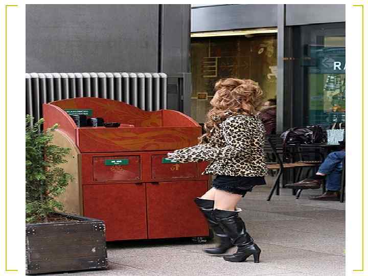 Японська вулична мода. • Головними деталями образу сучасної японки є: бантики, леопард, ботфорти на