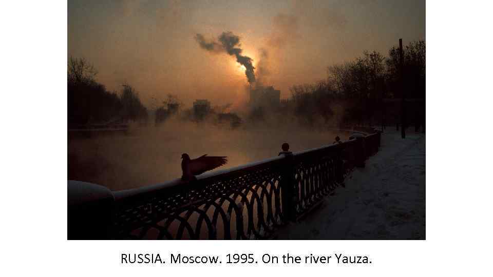 RUSSIA. Moscow. 1995. On the river Yauza. 