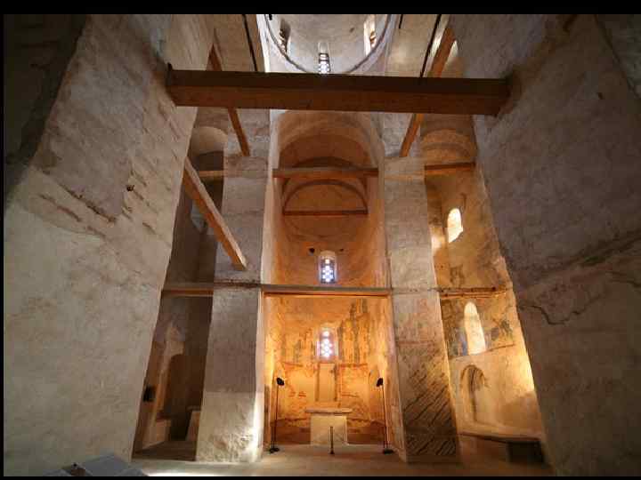 Церковь Спаса Преображения на Нередице. Интерьер 