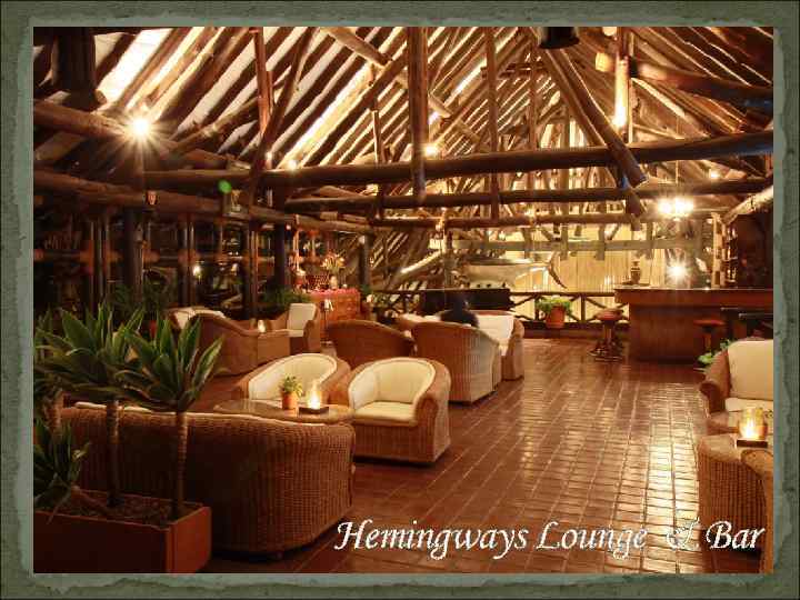 Hemingways Lounge & Bar 