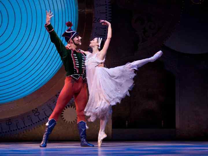 Танец Клары и Щелкунчика 