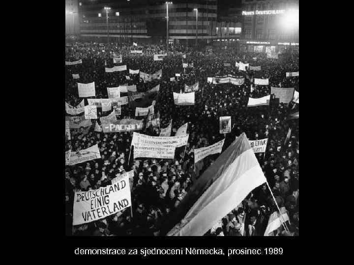 Мирная революция. Бархатная революция ГДР 1989. Демонстрация в Лейпциге 1989. Митинги в ГДР 1989. Митинг в ГДР 1989 Берлин.