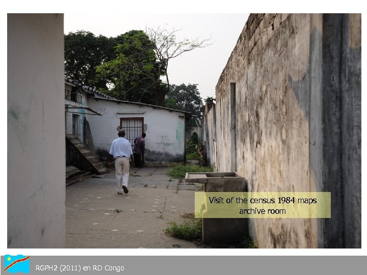 Visit of the census 1984 maps archive room RGPH 2 (2011) en RD Congo