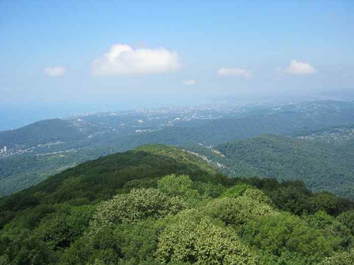   ГОРА Б. АХУН Ахун — гора, расположенная в междуречье рек Мацеста и