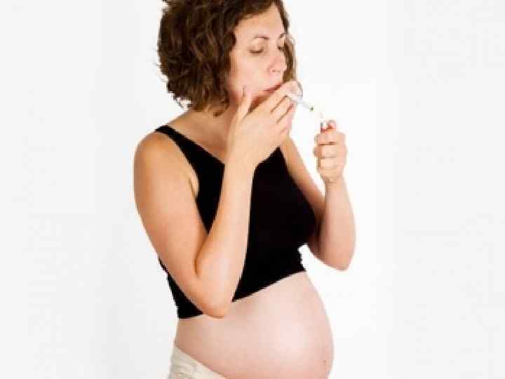  По величине перекрытия коронок центральных резцов в ортодонтии выделяют 3 степени нарушения прикуса: