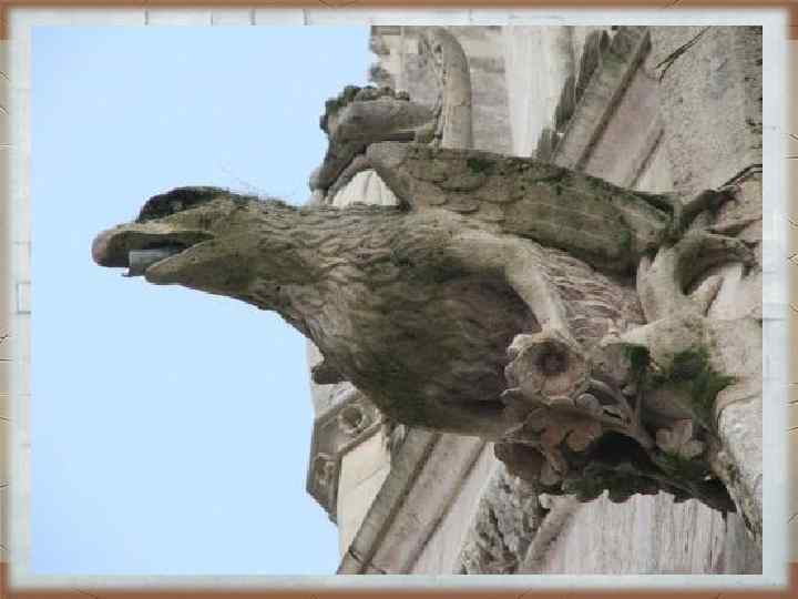 Собор Нотр-Дам в Амьене, нач. XII-XIVвв. , Франция, Амьен На фасаде Собор Нотр-Дам в Амьене, нач. XII-XIVвв. , Франция, Амьен На фасаде