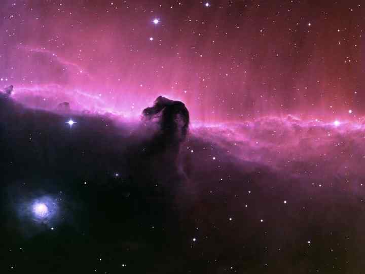 Наблюдаемая Вселенная в больших масштабах – это бесчисленные звездные системы и разреженный газ между