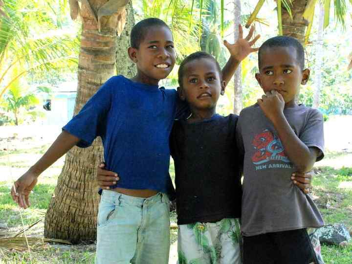 3) Республика Фиджи 