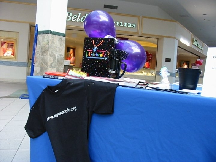 February 11 2006 Saturday Kickoff Festivities at Independence Mall in Kingston, MA 