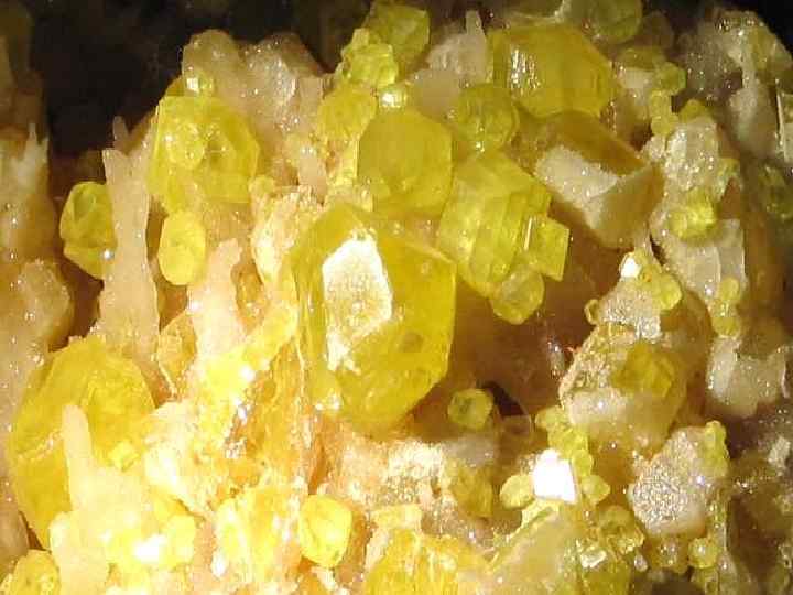 Сера и ее соединения Три аллотропные модификации: v Ромбическая ! Наиболее устойчивая v Моноклинная