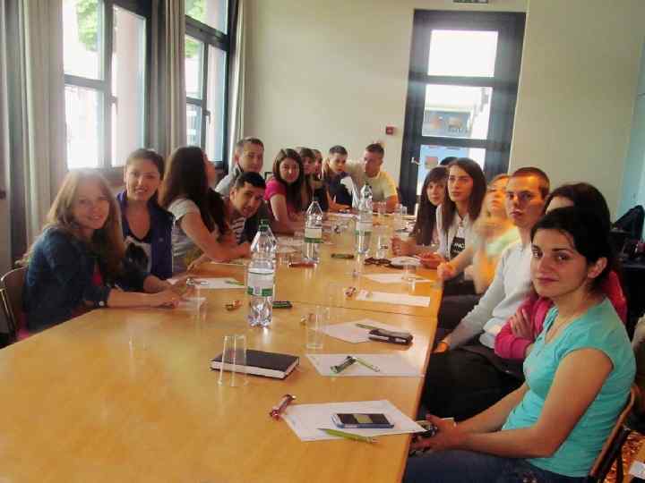 Наш первый день! Первый город в Швейцарии! Zurich 