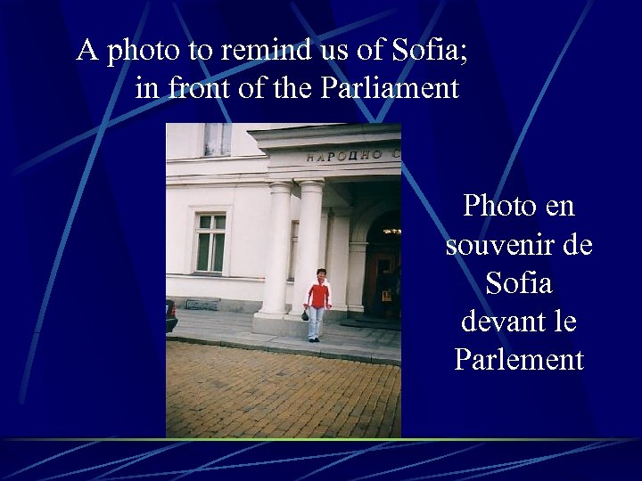 A photo to remind us of Sofia; in front of the Parliament Photo en