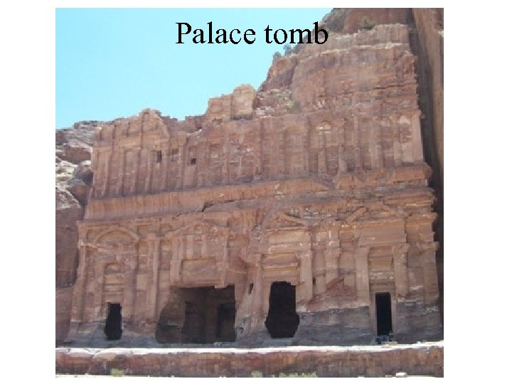 Palace tomb 