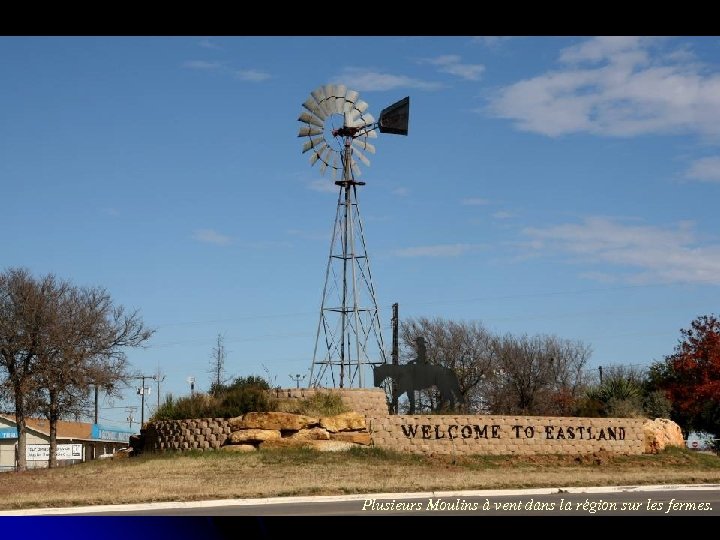 Plusieurs Moulins à vent dans la région sur les fermes. 
