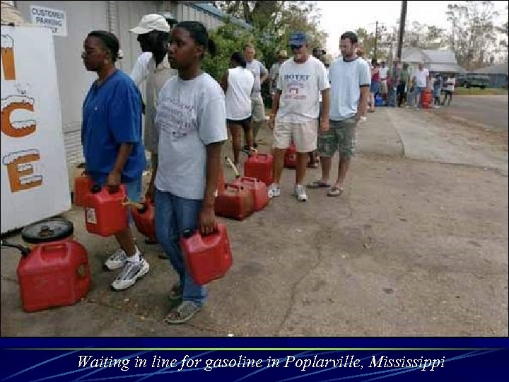 Waiting in line for gasoline in Poplarville, Mississippi 