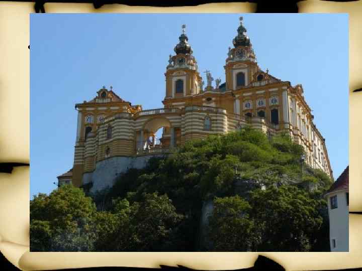  • В регион Вахау (Wachau) дорога приведет через город рыбаков Грайн (Grein). Это