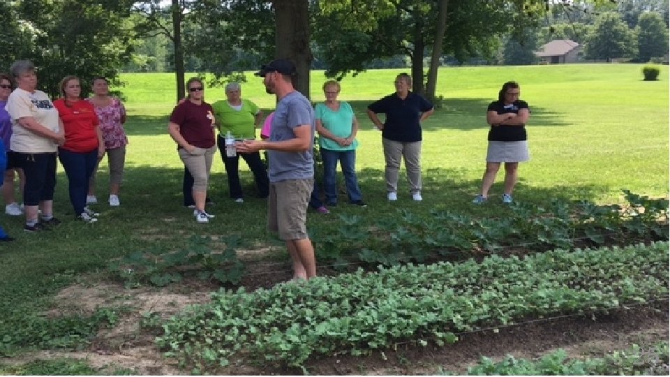 HOSTED 10 WEEK LONG CULINARY WORKSHOPS AFICIONADO FARM TOUR, NEWBURGH, INDIANA 25 