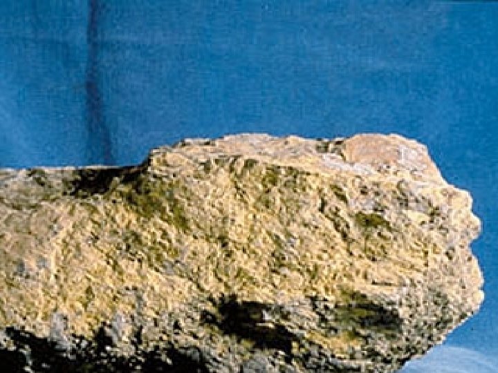  Uranium ore. Image: United States Geological Survey and the Mineral Information Institute 