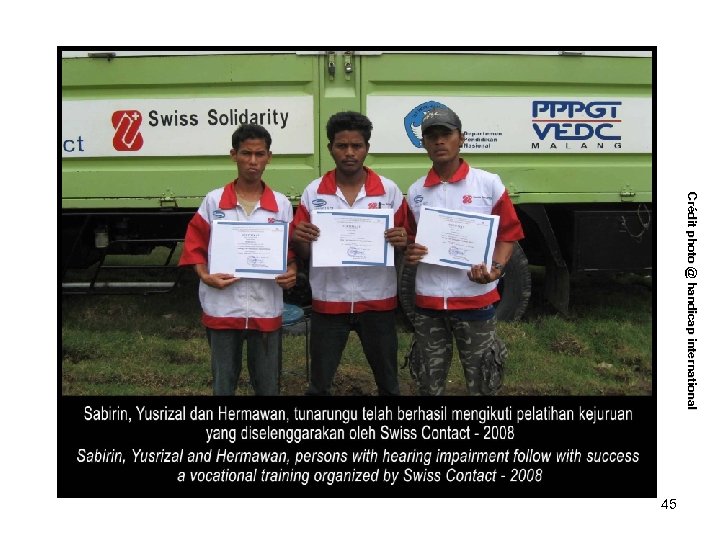 Crédit photo @ handicap international 45 