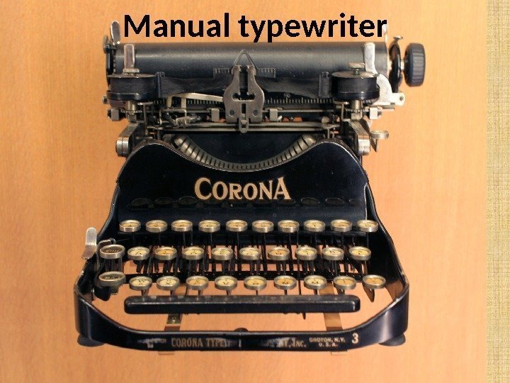 Manual typewriter 